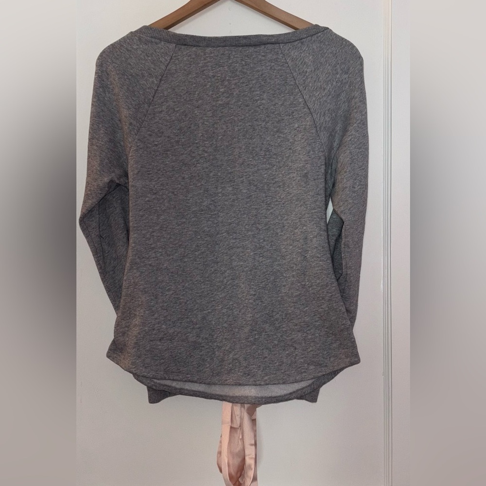 Victoria's Secret Round Neck Long Sleeve Ribbon Sweater - Picture 4 of 8